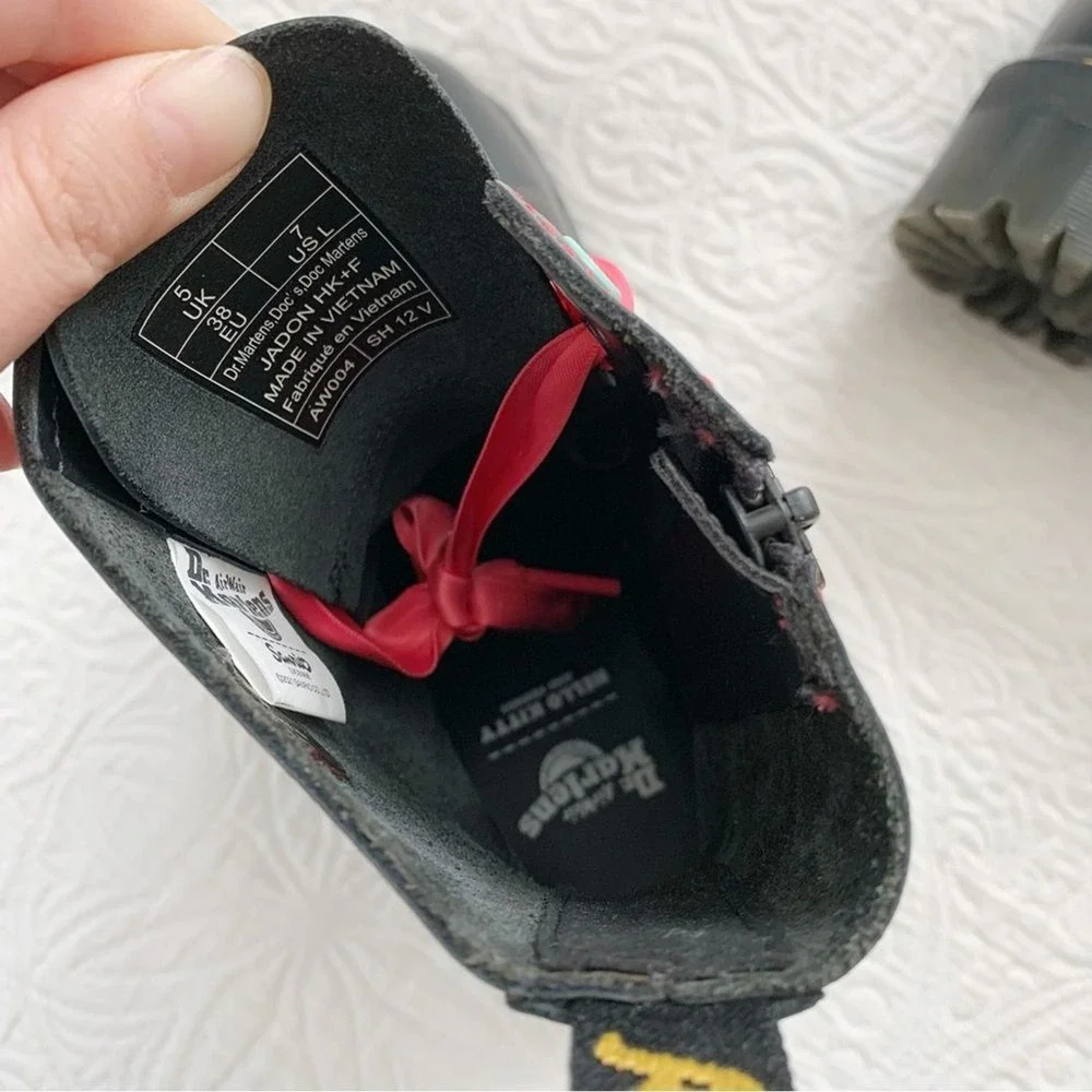 Dr. Martens new without